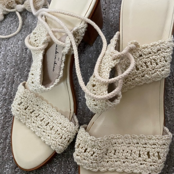 NWT!! JOIE Crochet Lace-Up Heal - Picture 7 of 12